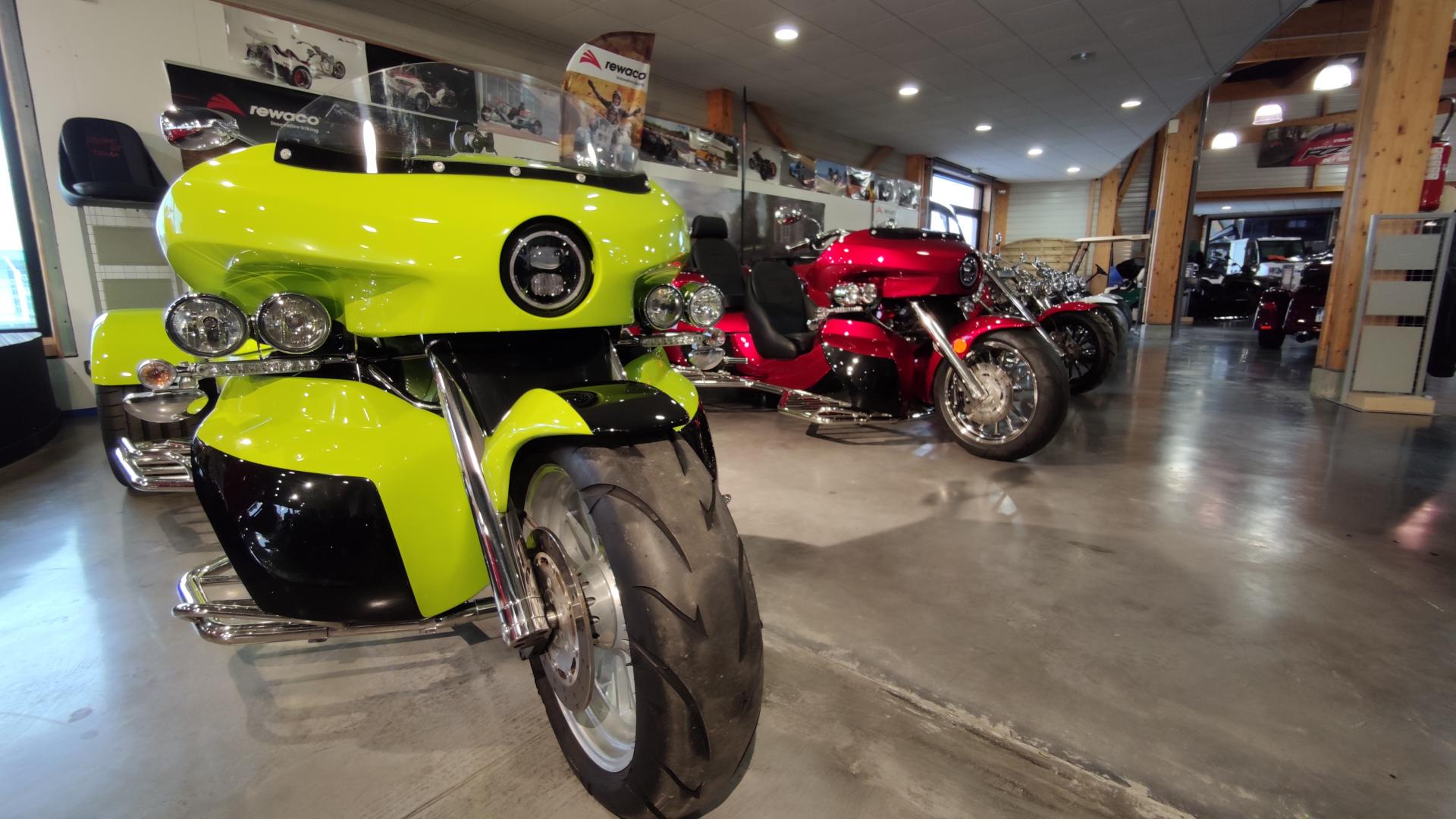 ERITRIK SHOWROOM