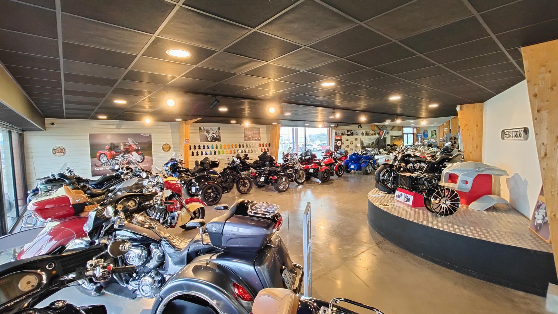 ERITRIK SHOWROOM