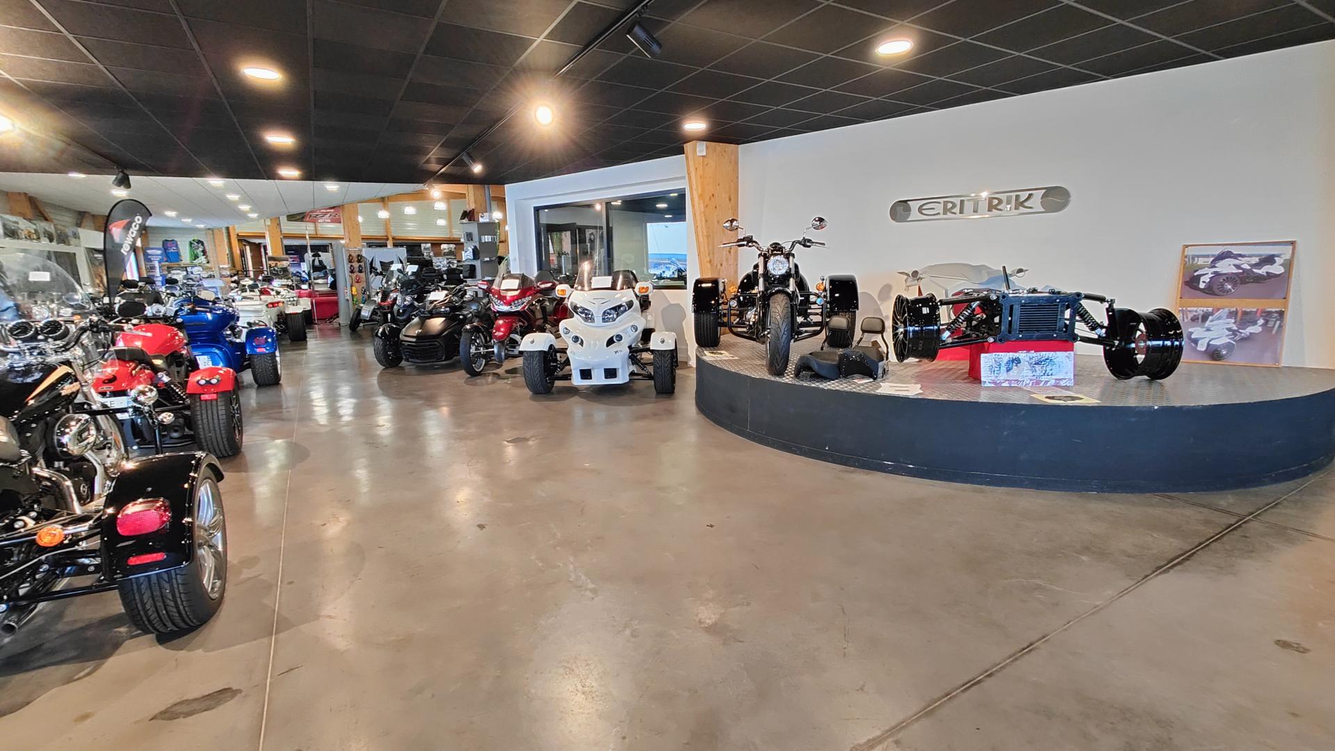 ERITRIK SHOWROOM